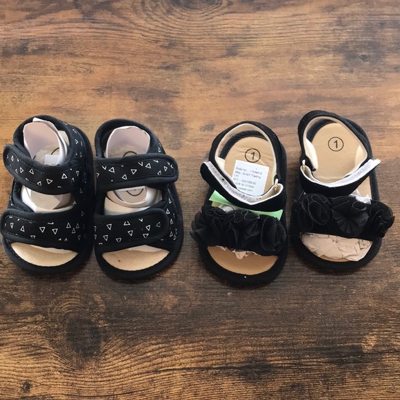 Cute baby sandals for your little one - Picture 1 of 4